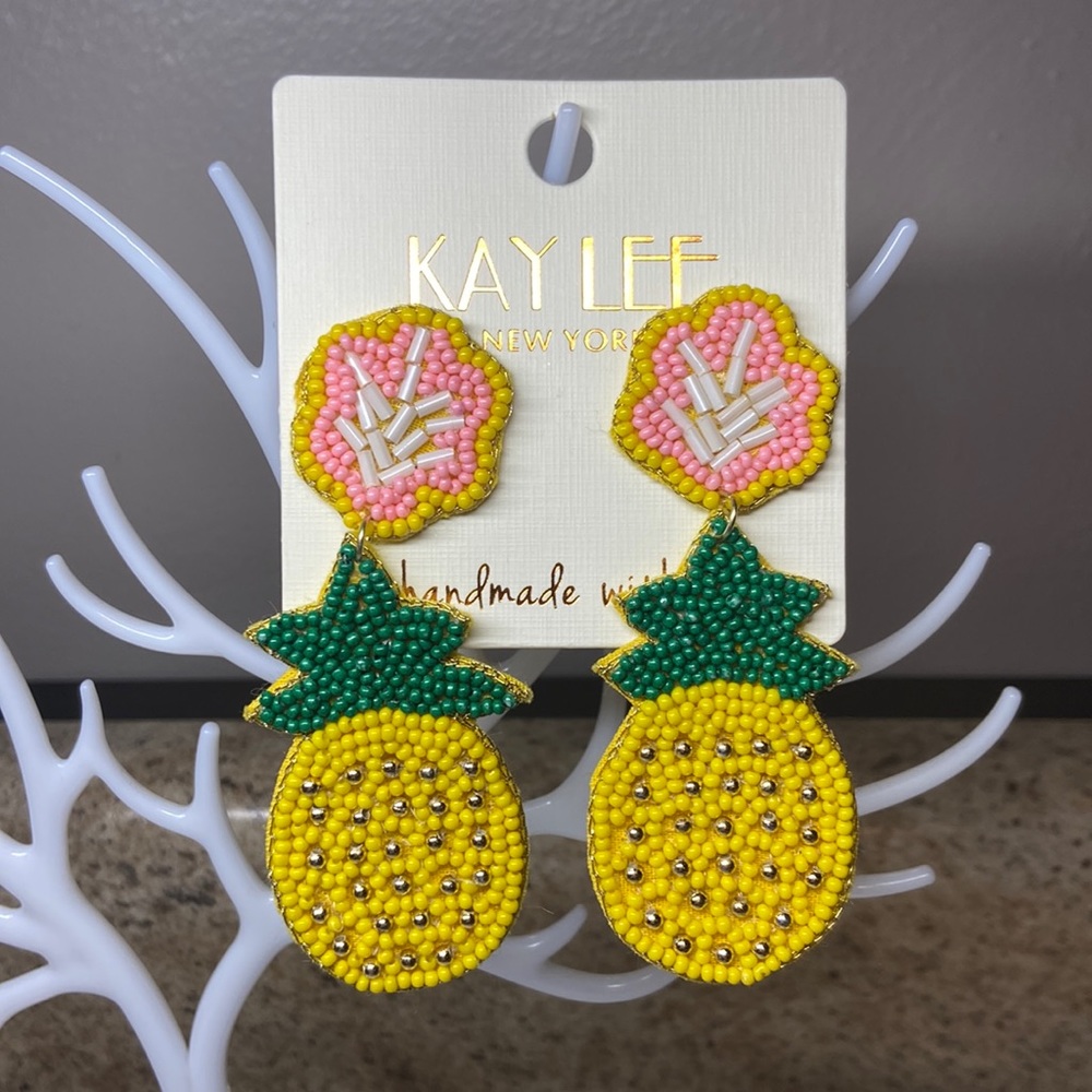 Pineapple seed bead earrings